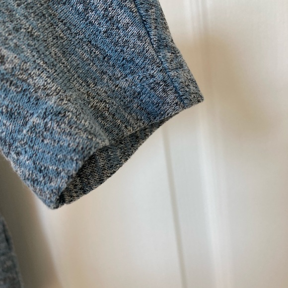 Gap “softspun” shirt, size XS - Picture 7 of 12